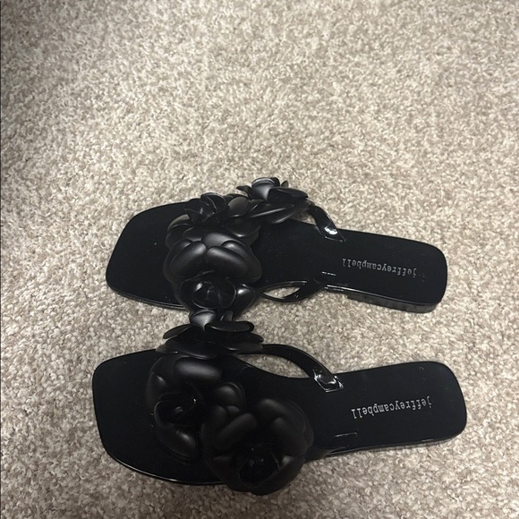 Jeffrey Campbell Floral  jelly slide sandals in black matte embellished flowers - Picture 6 of 7